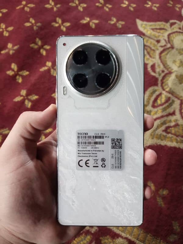 Tecno Camon 30 7