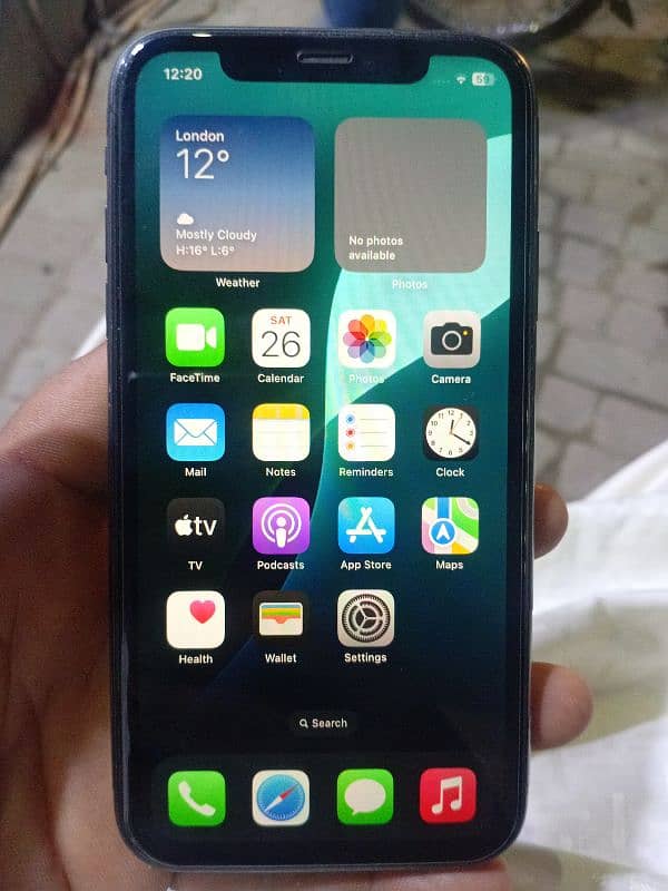 I phon 11 for sale 5