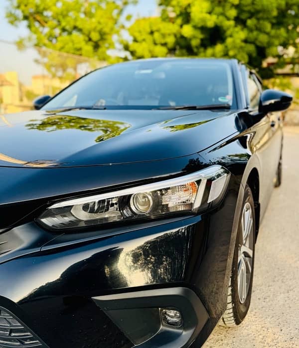Honda Civic Oriel 2024 4