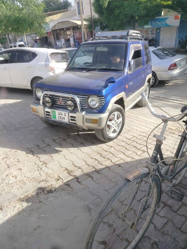 Mitsubishi Pajero Mini 1996 3