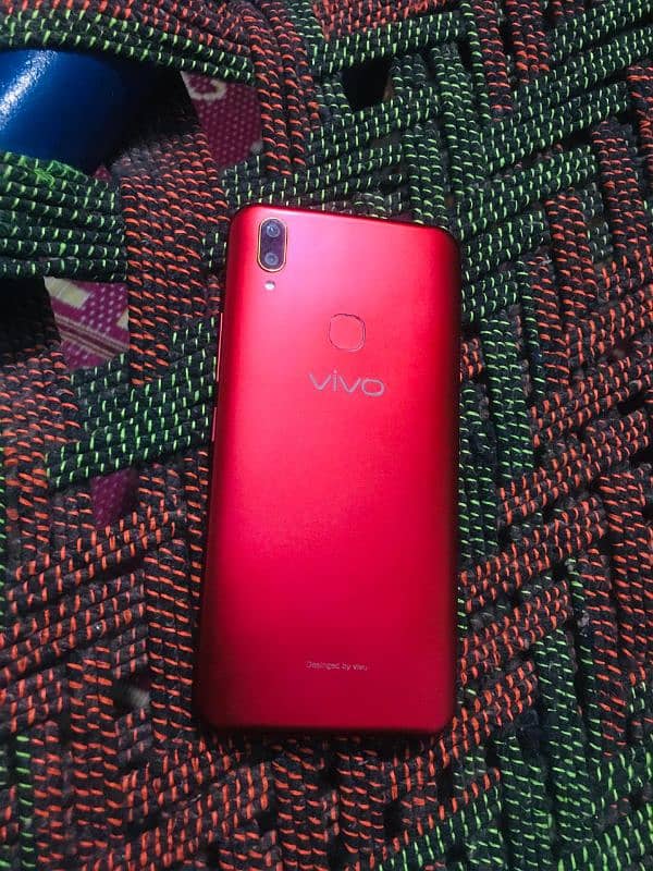 Vivo y85A 4 /64 All OK ha whatsapp No 03254452822 2