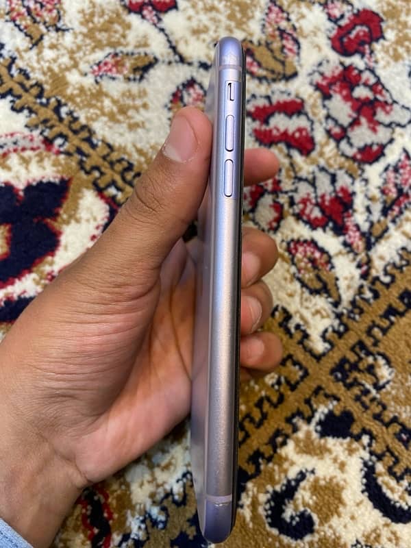 IPhone 11 64gb 6
