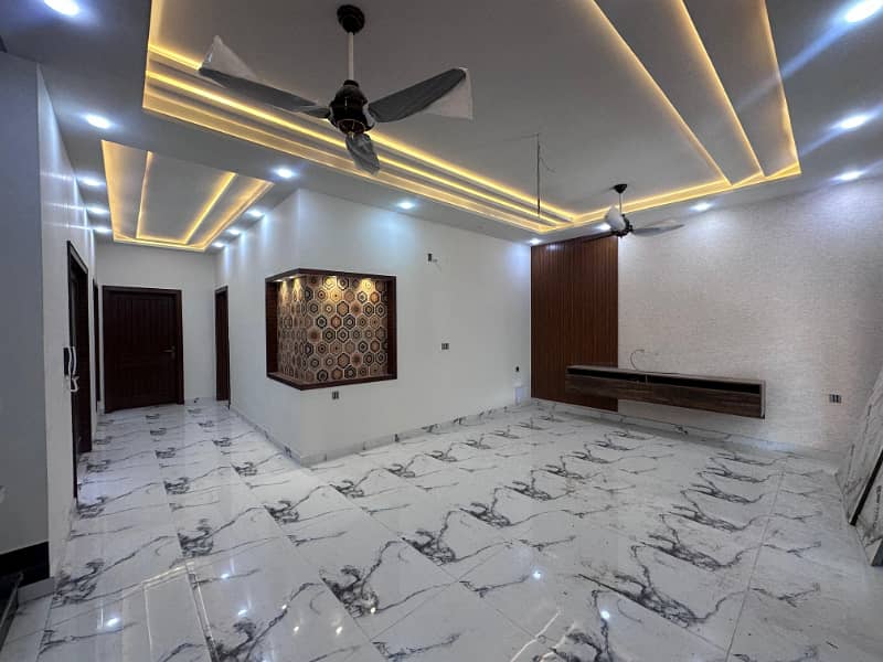 7.25 Marla beautiful house for sale 3