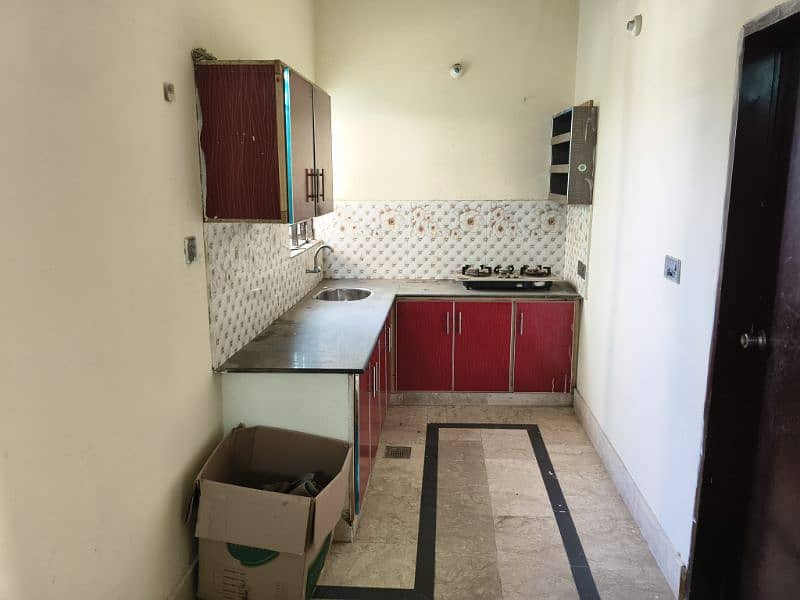 2 bed with attach washrooms second floor portion for rent 6