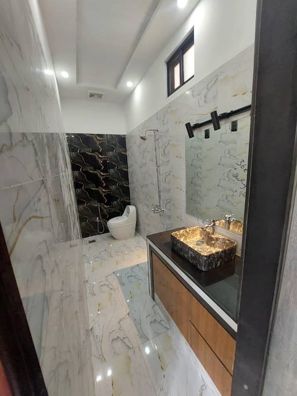 11.55 Marla Spanish House Is Available For Sale In Bismillah Housing Scheme Abu Bakar Block Lahore 4