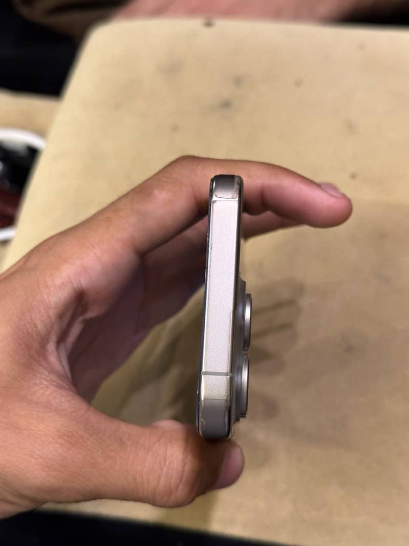 iphone 15pro 10/9 128 jv screen dot 91b health 328 cycle count 4