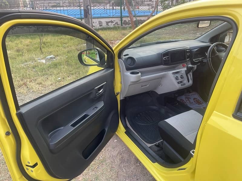Daihatsu Mira X SA lll 2017 3