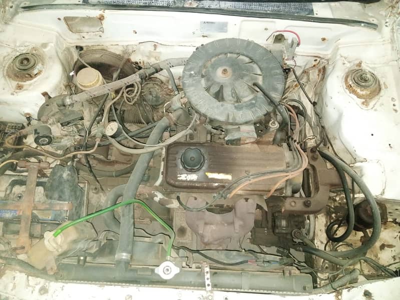 Mitsubishi Lancer 1990 6