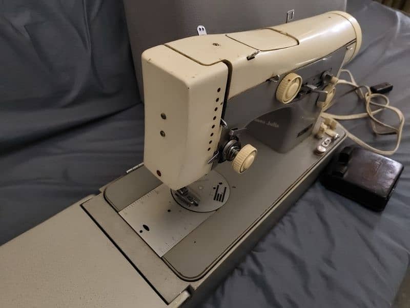 Necchi Supernova Sewing Machine 1