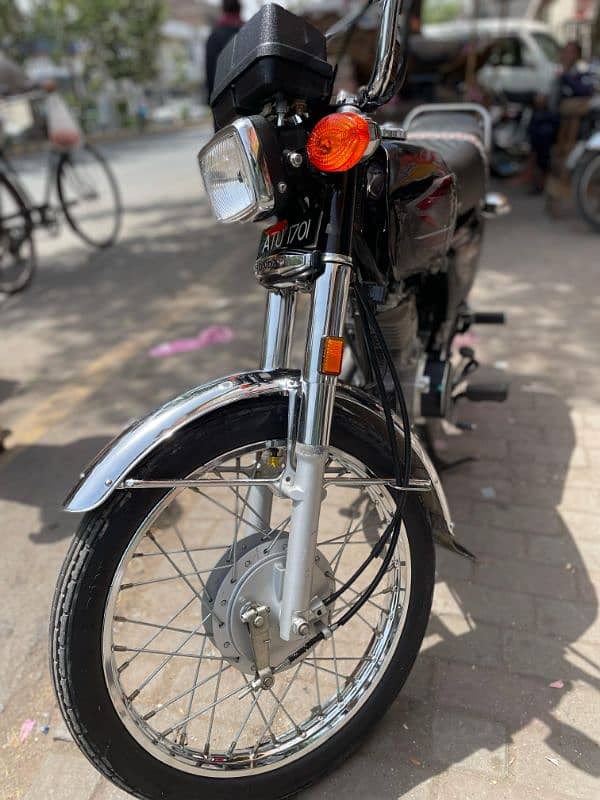 HONDA 125(24) MODEL 3