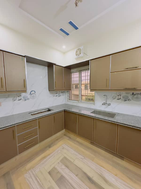 5 Marla 3 story full House available for rent near kanal road johar town phase 2 4