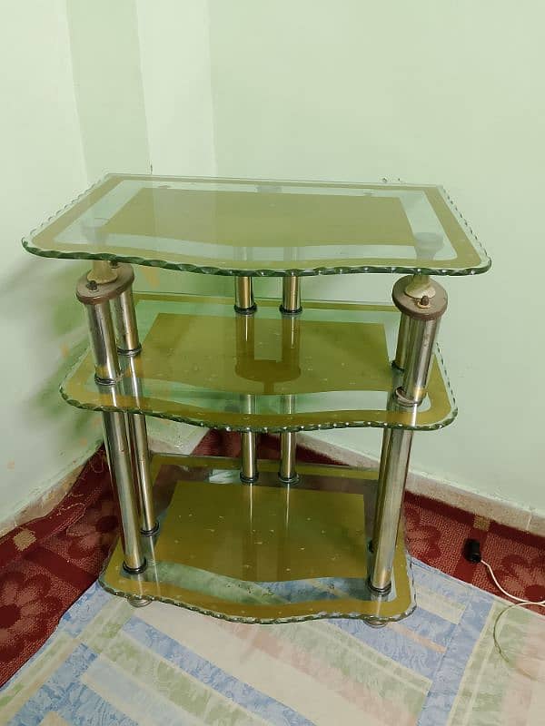 Selling my table 2