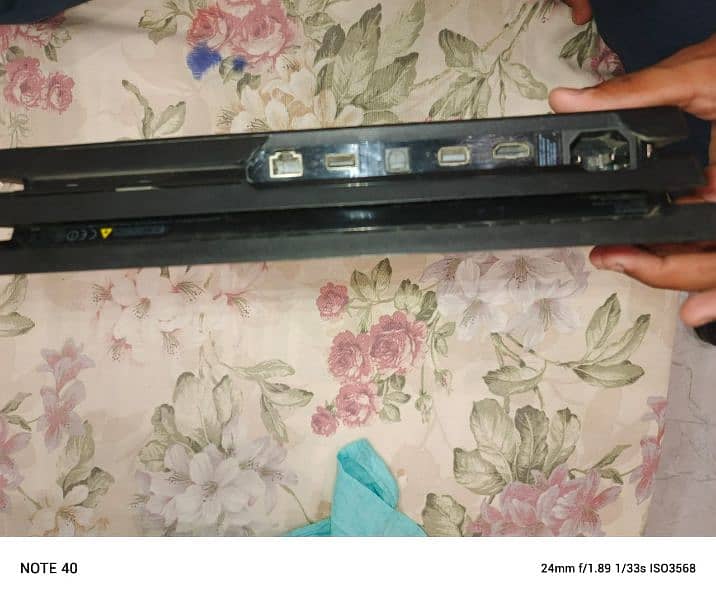 Ps 4 pro for sale 3