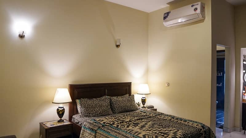 Block H-4,10 Marla House 13=4 Bed Tile Floor Single Kitchen 60 Ft Road 21