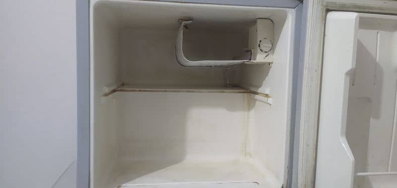 Super General Bedroom fridge 03152338967 6