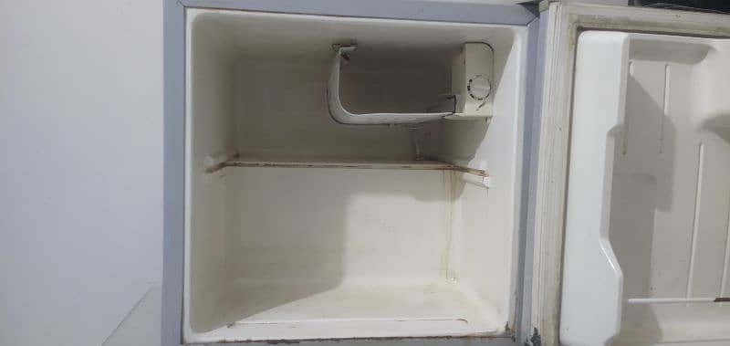 Super General Bedroom fridge 03152338967 9