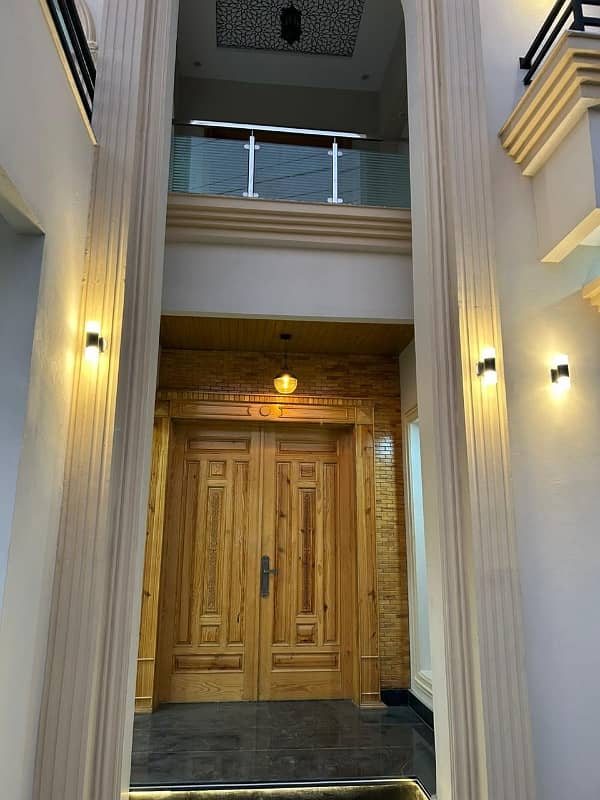 Stunning 4500 Square Feet House In LDA Avenue Available 0