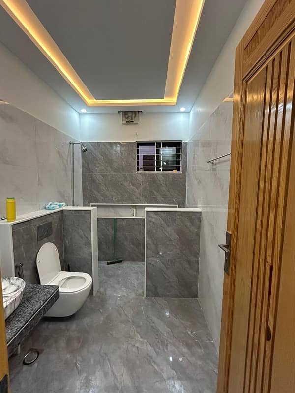 Stunning 4500 Square Feet House In LDA Avenue Available 19