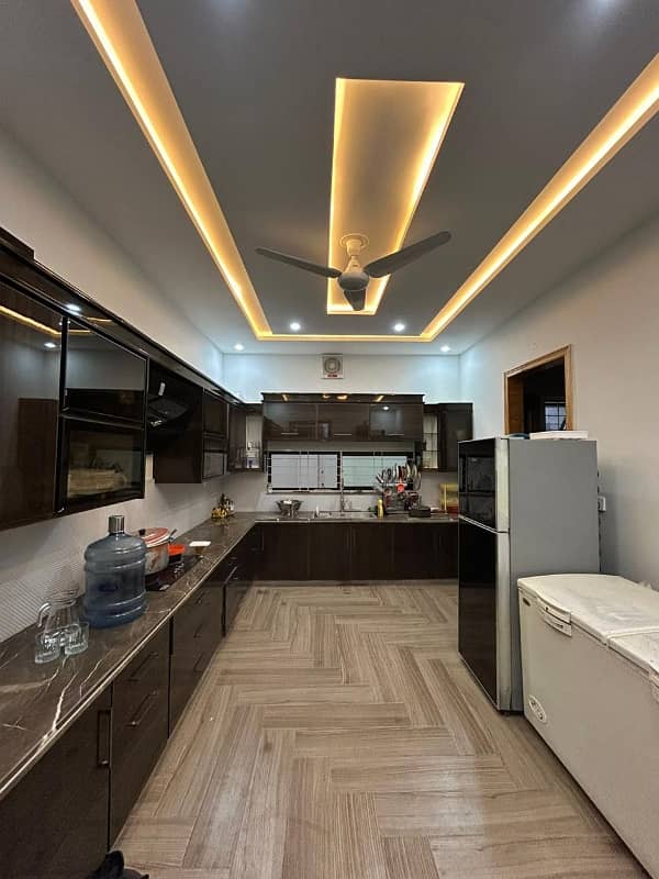 Stunning 4500 Square Feet House In LDA Avenue Available 31