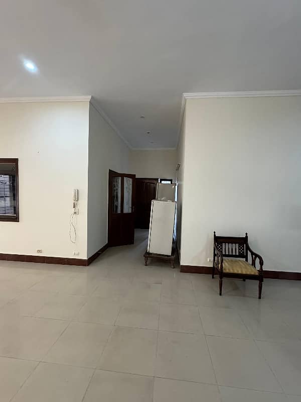 26 Marla House Tile Floor 6 Bed 7