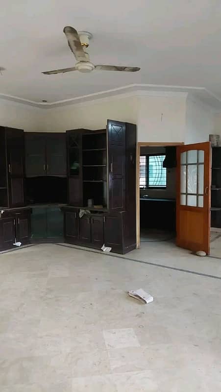 Ready To Buy A House 4500 Square Feet In Lahore 2