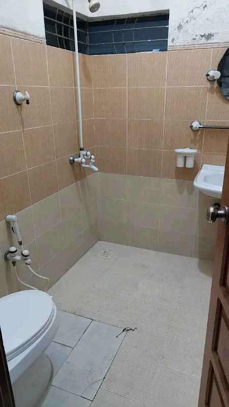 Ready To Buy A House 4500 Square Feet In Lahore 10
