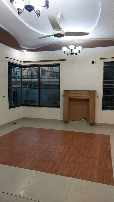 Ready To Buy A House 4500 Square Feet In Lahore 12
