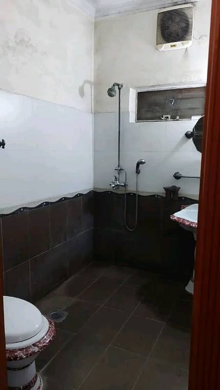 Ready To Buy A House 4500 Square Feet In Lahore 16