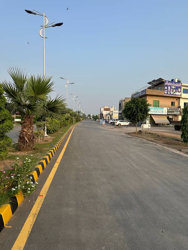 5-Marla Possession plots Available On Installment At 3.5 Years In LDA Approved Society 4