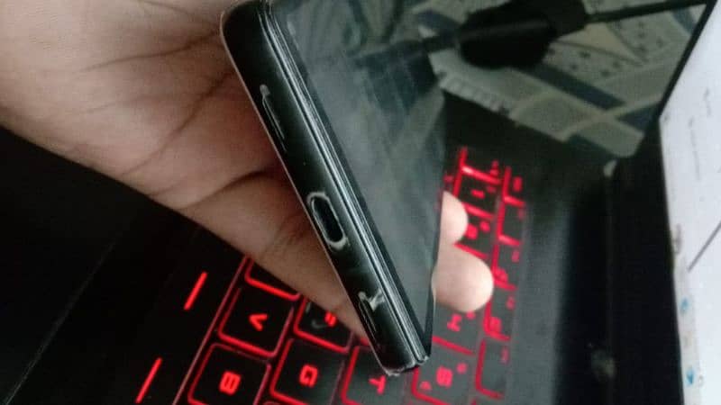 Google pixel 6a white 4