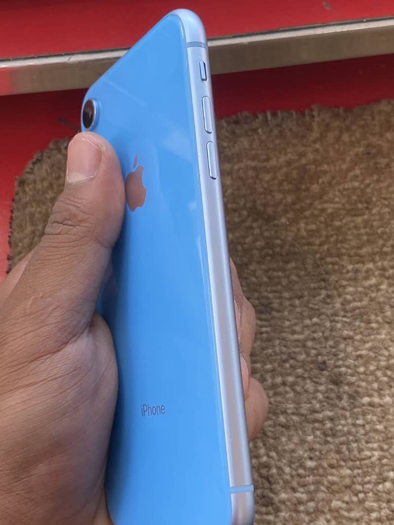 IPHONE XR 2
