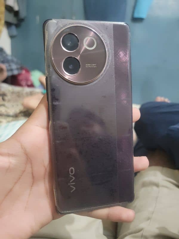 V30 e   (Vivo)  8+8 / 256gb 1