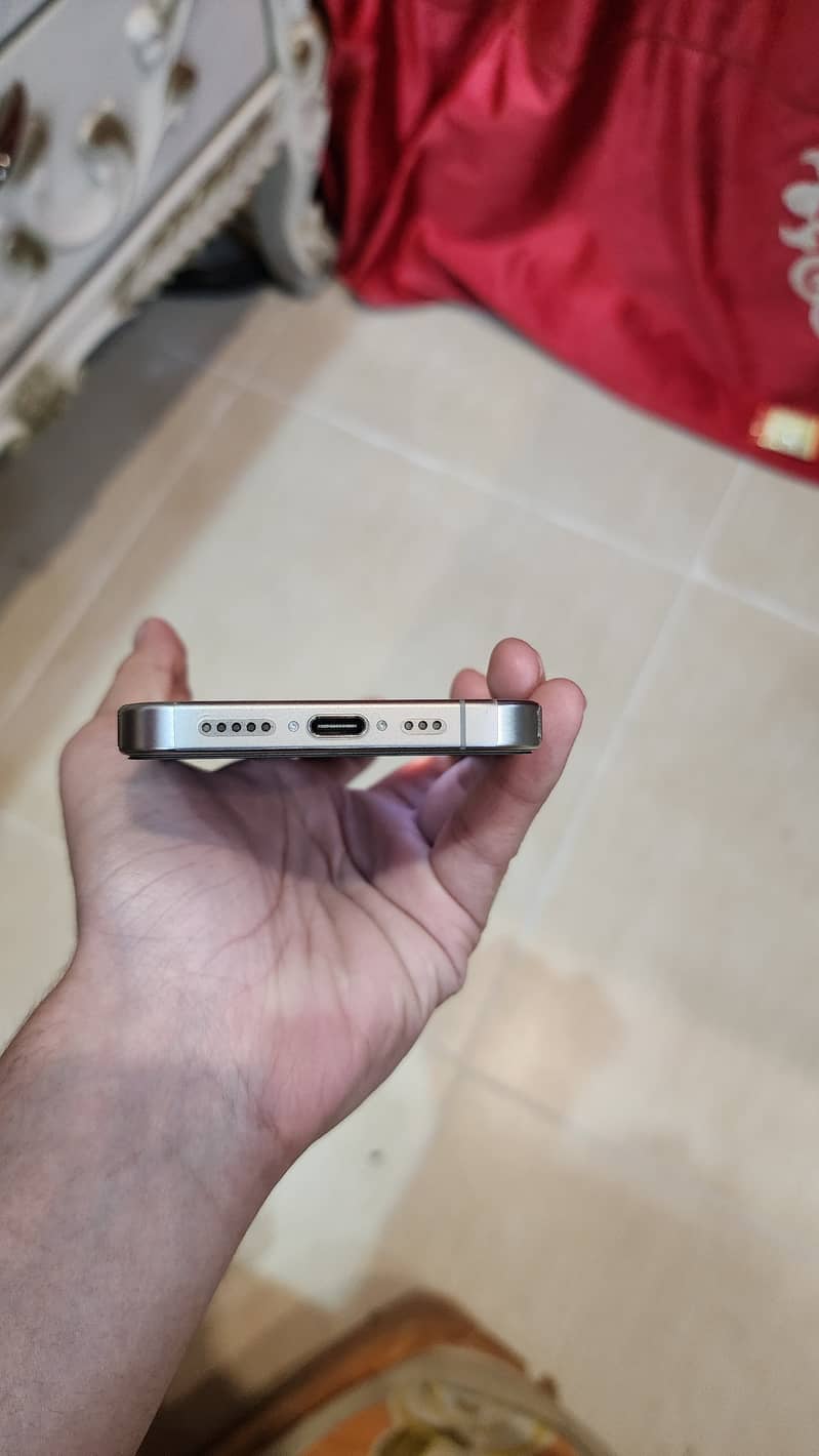 Iphone 15 pro jv 128gb with bix 3