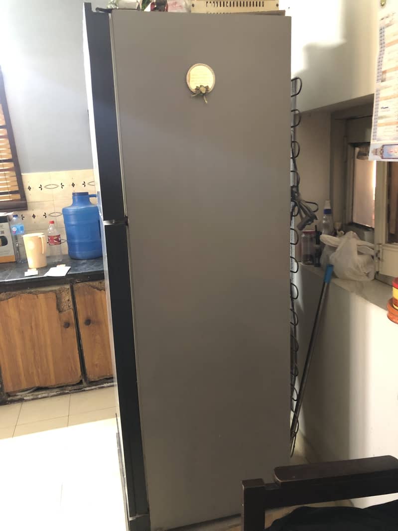 ELECTROLUX FRIDGE IN BEST WORKING CONDITION FULL SIZE 2