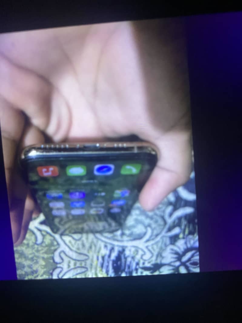 IPhone 11pro Non Pta With Box 6