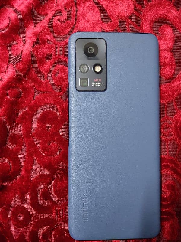 Infinix zero x Neo in 10/10 not single scratch 2