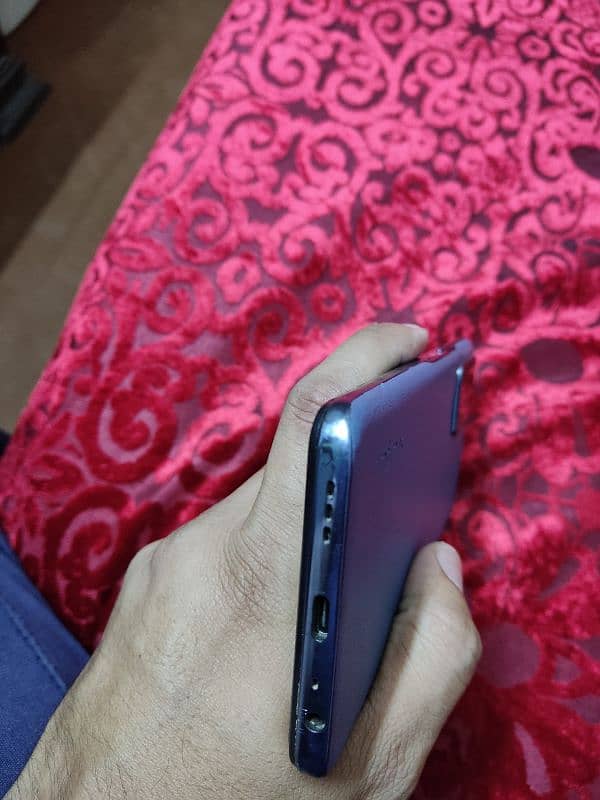 Infinix zero x Neo in 10/10 not single scratch 5