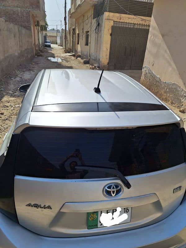 Toyota Aqua 2012 6