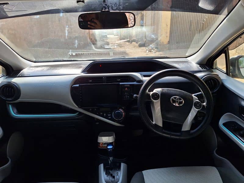 Toyota Aqua 2012 12