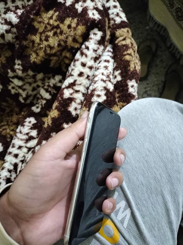 iPhone X 256 GB PTA 1