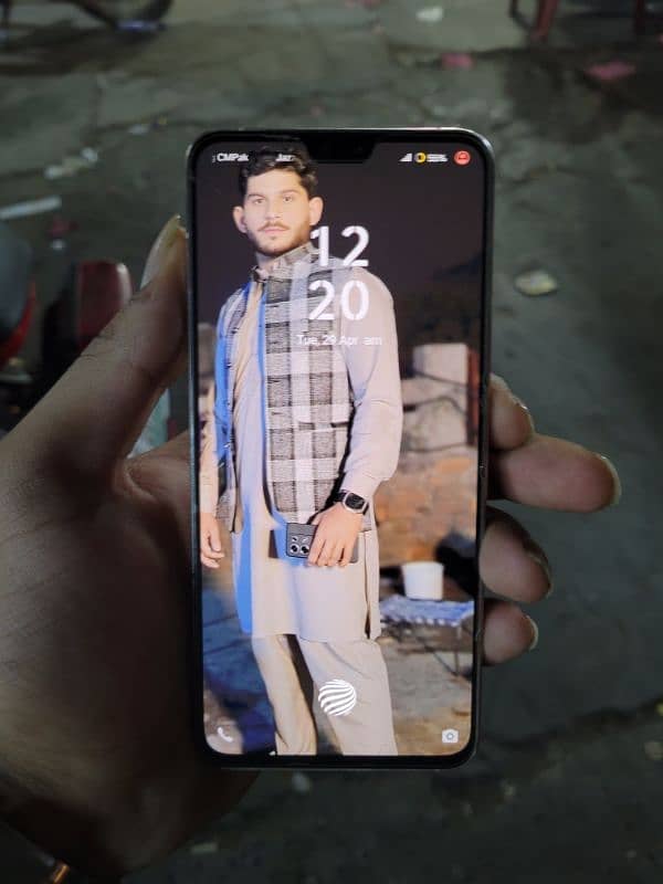 Vivo V23 5G 1