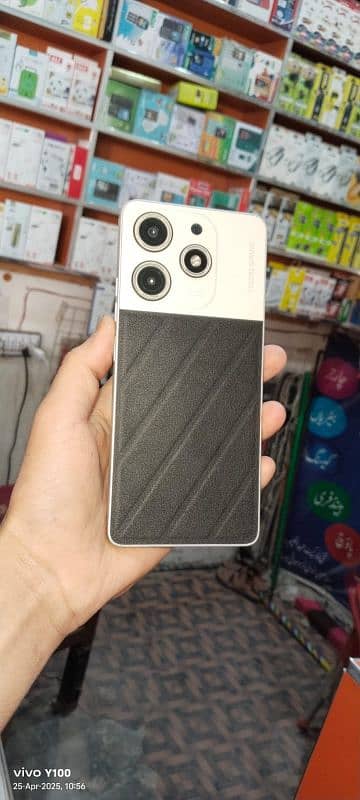 Tecno Spark 10 Pro 0