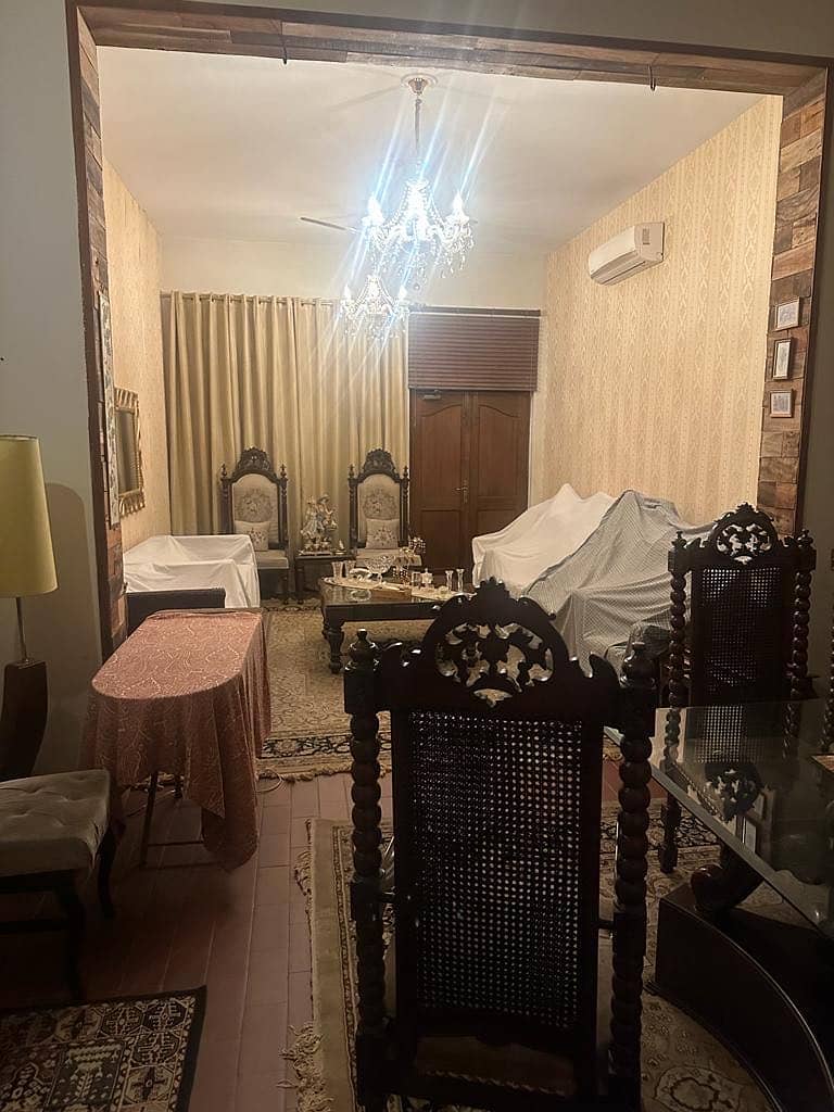 Model Town G Block 1 Kanal House with 25 feet Front 3 Bed Drawing Dining Tv Launch Kitchen Store Marble wooden floor ideal Location Easy access ,Near inner Circle 1