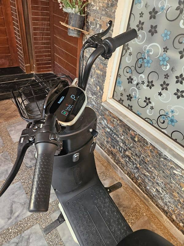 New Scooty For Sale Urgent 2