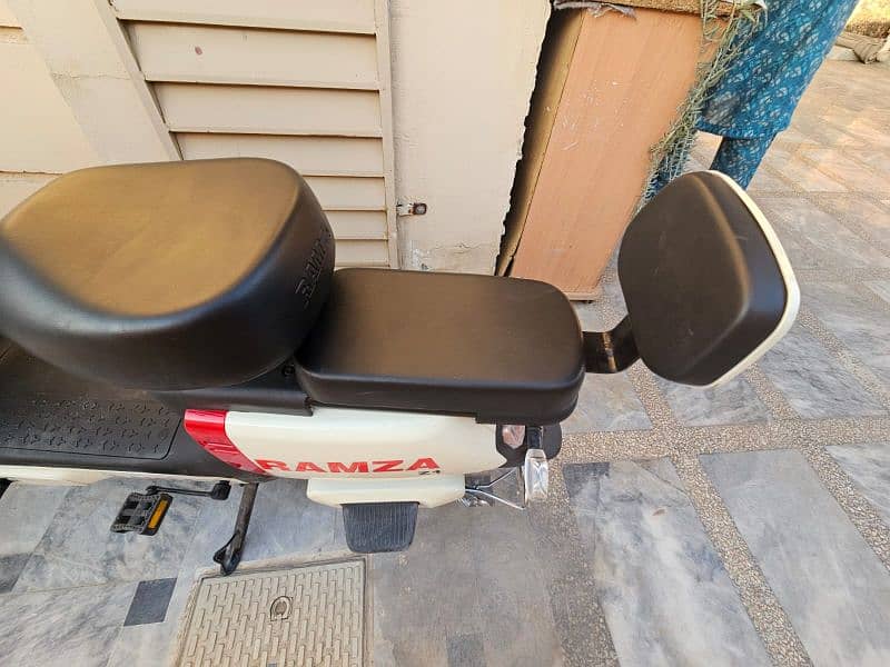 New Scooty For Sale Urgent 7