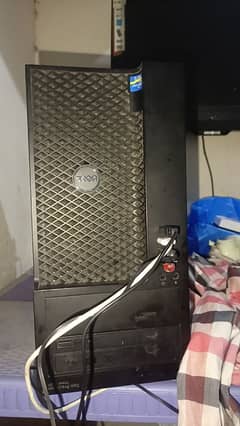 Dell computer, Core i7, 6th generation, 8gb ram, 256 hard, 500 hdd,