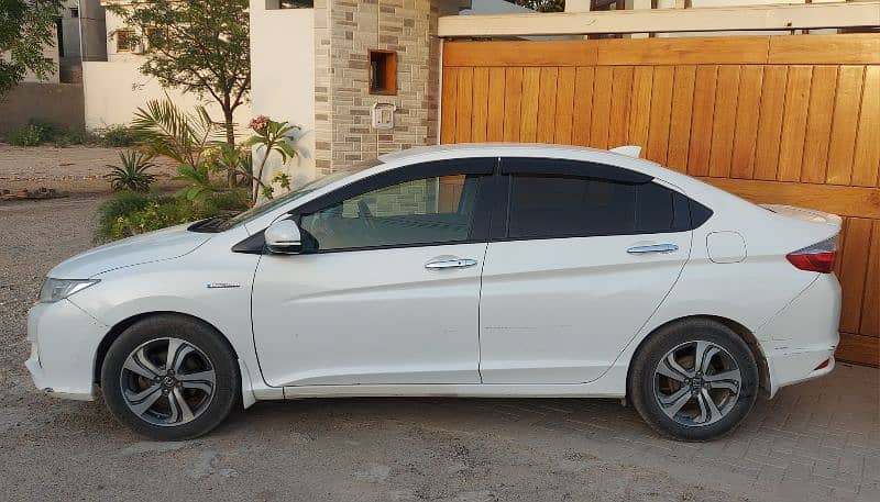 Honda Grace Hybrid EX 2014 1