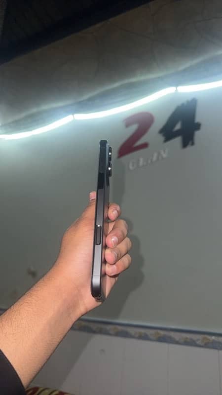 16 pro max jv 256 jb brand new mobile with box 2