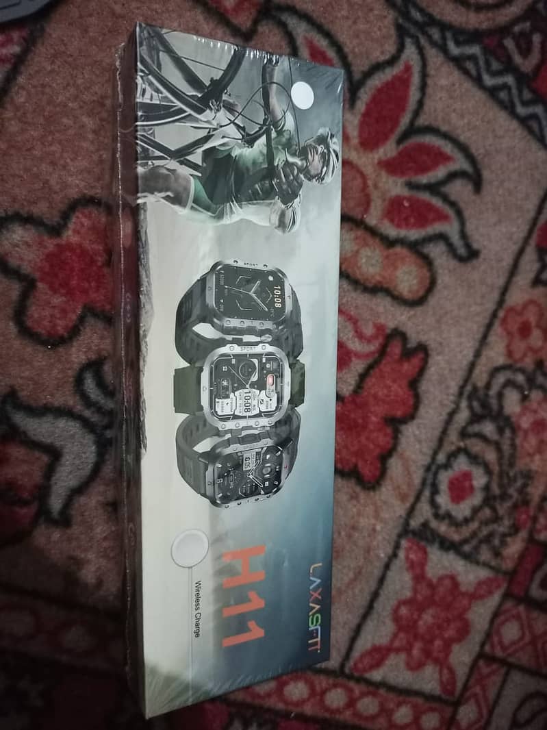 Laxasfit 2025 H11 Outdoor Military Smart Watch Men 2