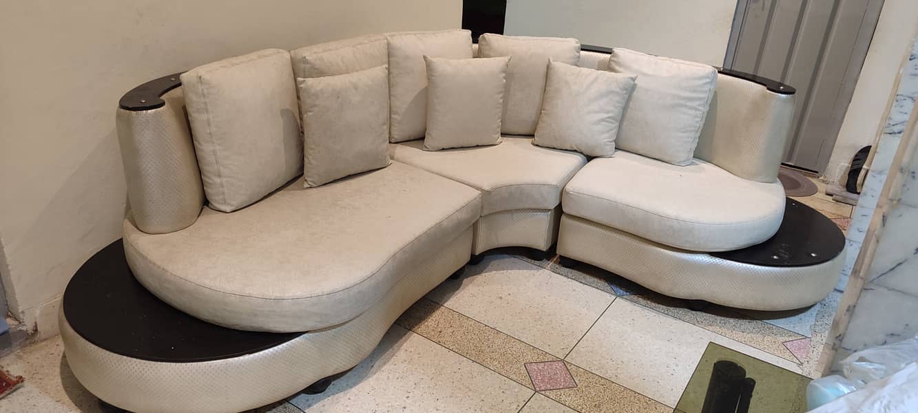 5 seater semi circle sofa 4